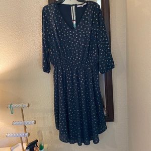 Collective concepts 1x dress never worn forest green  with gold small accents